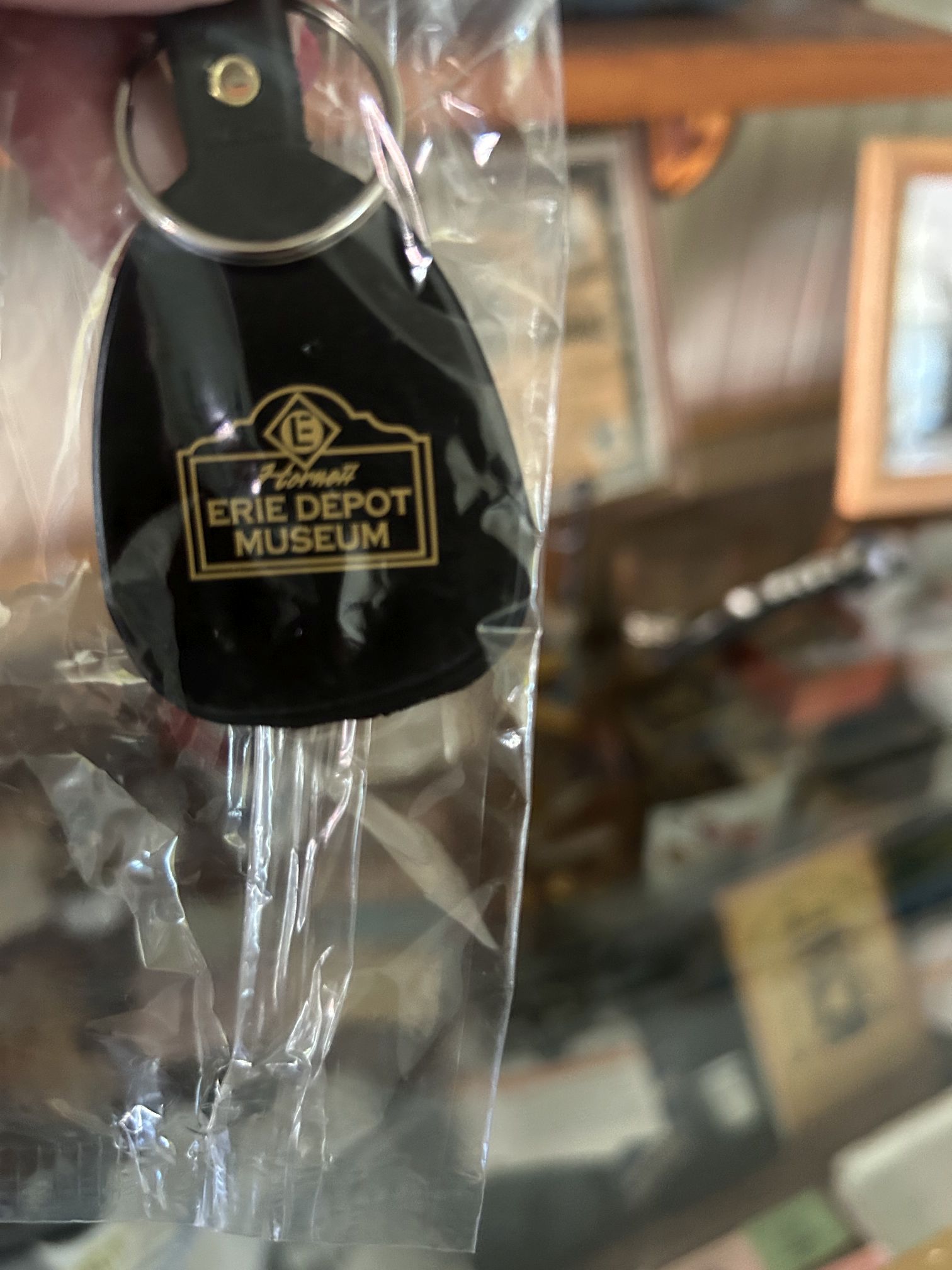 Hornell Erie Depot Museum black and gold keychain